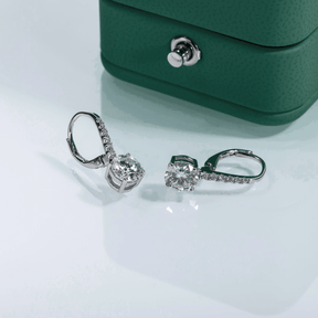 Brinco Gota Brilhante com Moissanite – Ouro Branco 18k