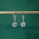 Brinco Gota Brilhante com Moissanite – Ouro Branco 18k