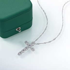 Colar Cruz com Moissanite – Prata 925