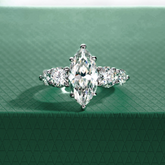 Anel Siena Moissanite - Ouro Branco 18k