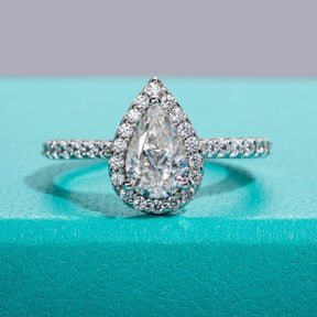 Anel Gota com Moissanite Cravejado – Ouro Branco 18k