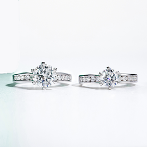 Anel Fairy Cravejado com Moissanite – Ouro Branco 18k