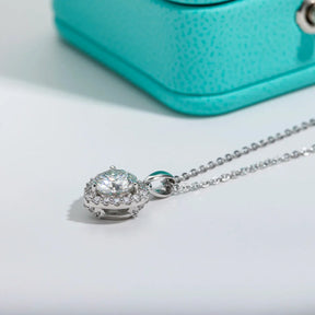 Colar Ponto de Amor com Moissanite Cravejado – Ouro Branco 18k