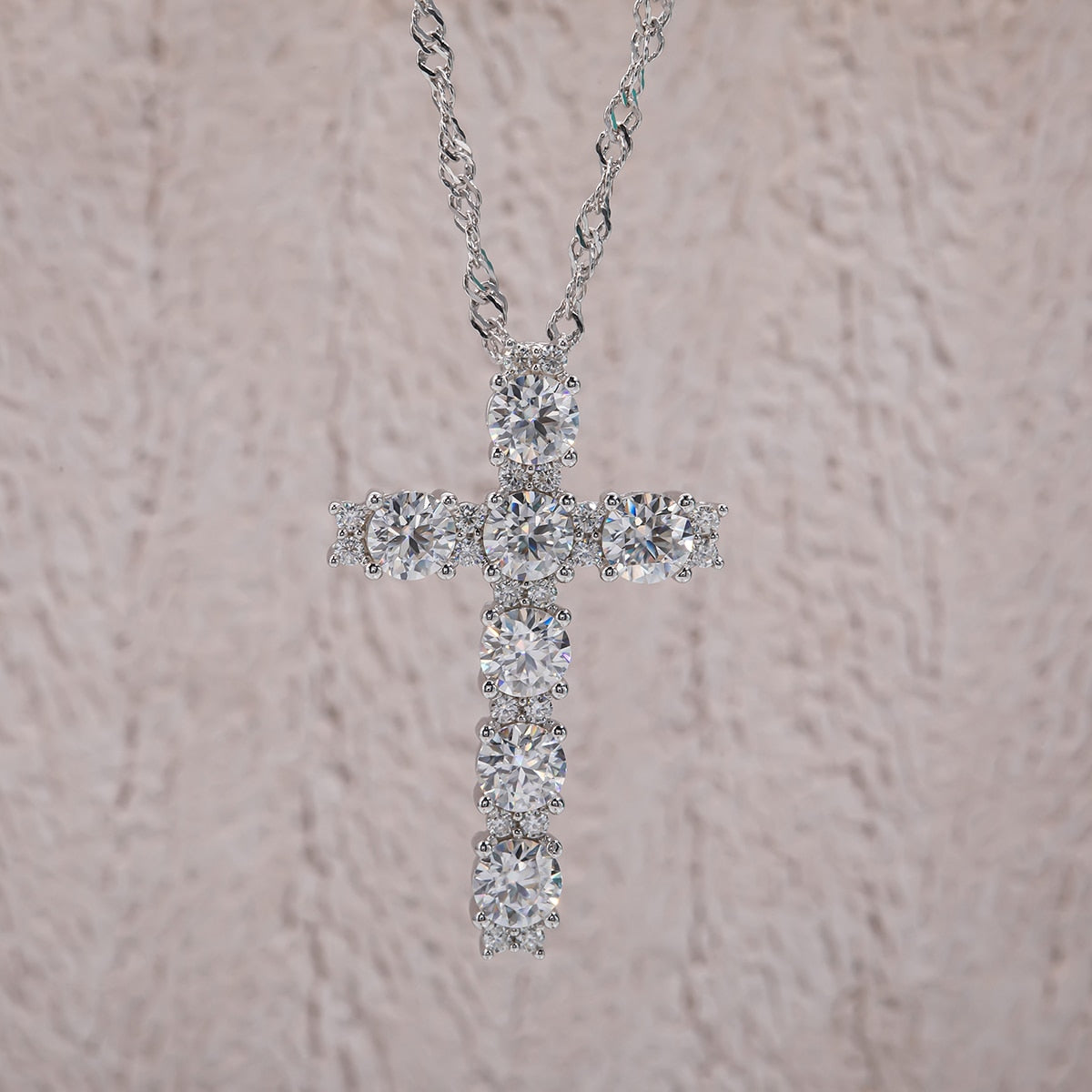 Colar Cruz com Moissanite – Prata 925