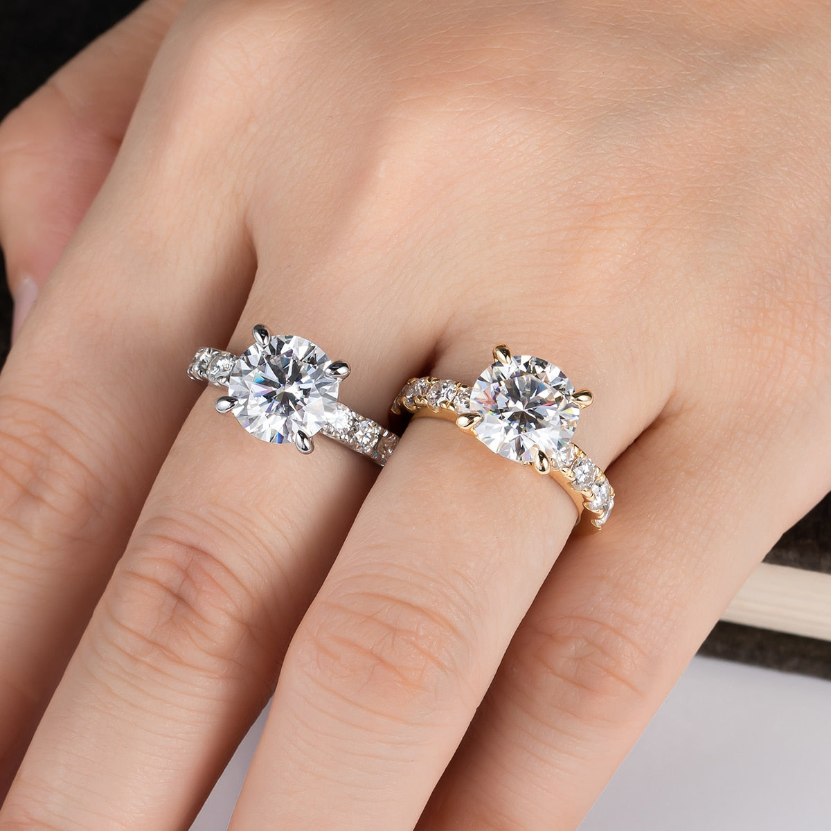 Anel Elowen com Moissanite – Ouro 18k