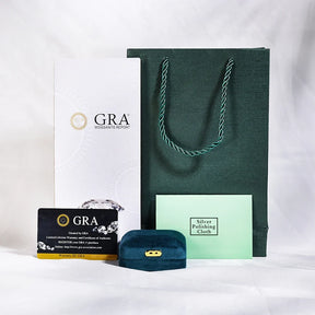 Anel Slim com Moissanite Esmeralda – Ouro 18k