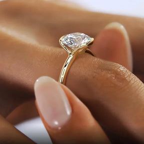 Anel Solitário Brilhante com Alça Dupla – Ouro 18k