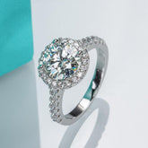 Anel Aura Brilhante com Moissanite – Cravejado e Elegante