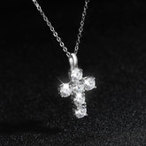 Colar Crucifixo com Moissanite – Prata 925